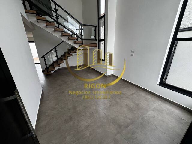 Casa para Venda em São José dos Campos - 5